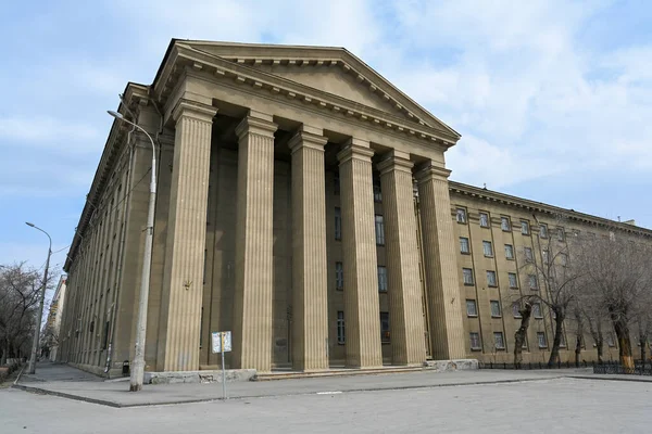 Volgogrado Rusia Abril 2021 Colegio Riego Drenaje Junto Plaza Lenin —  Fotos de Stock