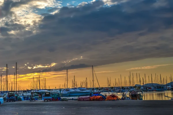 Alghero přístav při západu slunce — Stock fotografie
