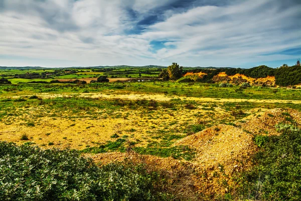 Liggande på en mulen dag — Stockfoto