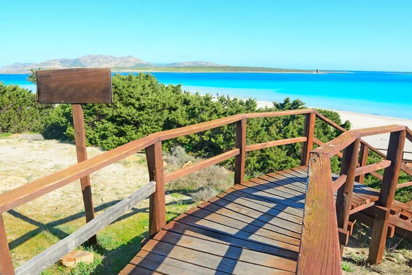 Wooden stairway to the beach in Sardinia — Stock Photo, Image