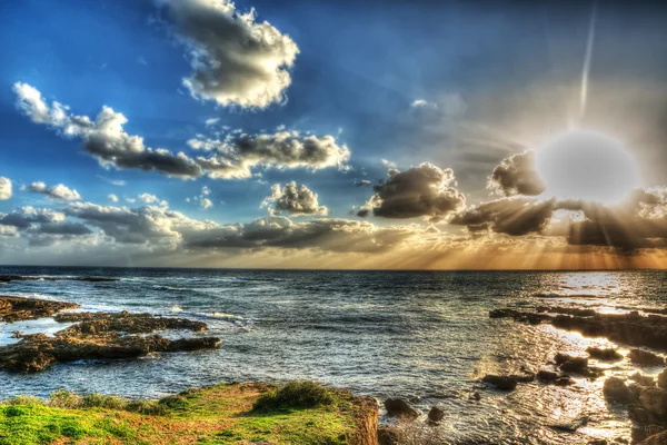 Shining sun over Alghero shore — Stock Photo, Image