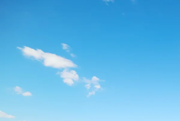 Cielo azul en primavera — Foto de Stock