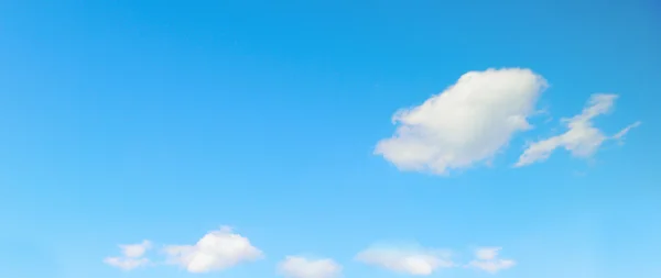 柔らかな白い雲 — ストック写真