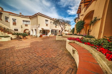 Porto Cervo, Sardunya küçük kare