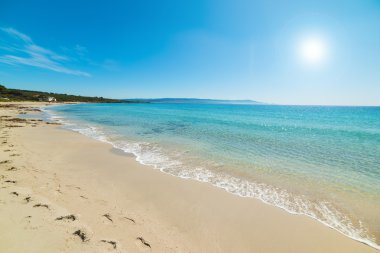Le Bombarde sahil boyunca güzel bir gün