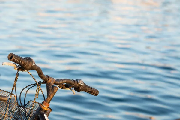 Rusty Bike Handlebar Sea Sunset — Stock Photo, Image