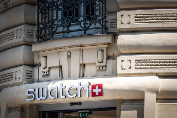 Paris França Julho 2018 Swatch Store Signs World Famous Champs — Fotografia de Stock