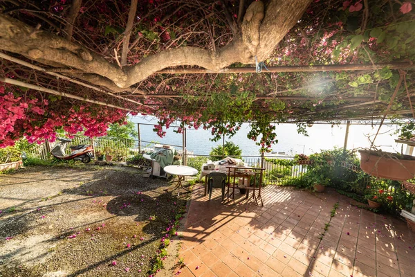 Terraço Pitoresco Beira Mar Costa Amalfi Itália — Fotografia de Stock