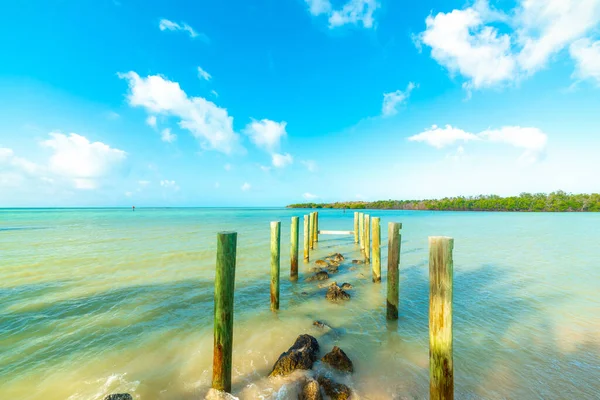 Faoszlopok Gyönyörű Sombrero Tengerparton Florida Egyesült Államok — Stock Fotó