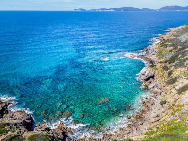 Costa Rocosa Con Capo Caccia Fondo Cerdeña Italia —  Fotos de Stock