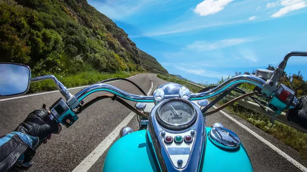 Pov Eines Radfahrers Der Auf Einer Kurvenreichen Straße Fährt — Stockfoto