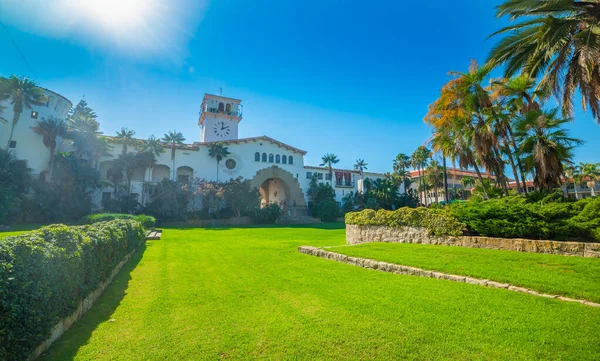 Cielo Azul Sobre Los Famosos Jardines Hundidos Santa Barbara California —  Fotos de Stock