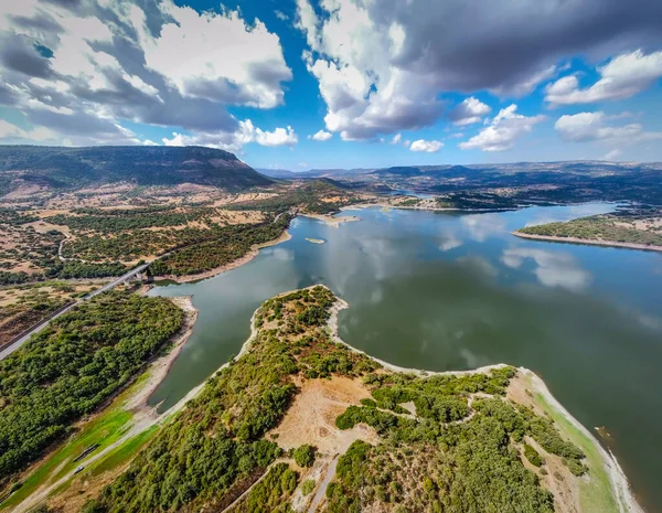 Céu Nublado Sobre Lago Temo Sardenha Itália — Fotografia de Stock