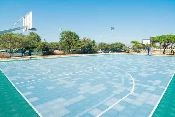 Basketballplatz — Stockfoto