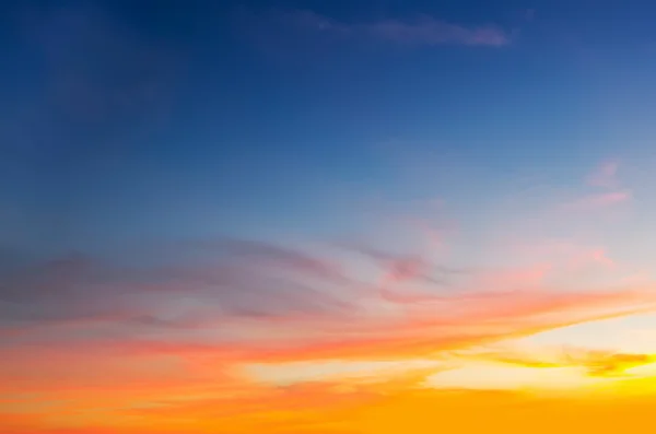 Cielo azul y naranja —  Fotos de Stock