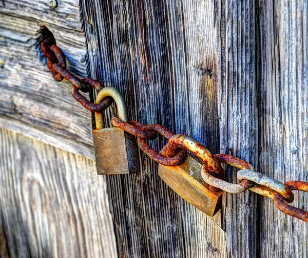 Lakatok és a lánc — Stock Fotó
