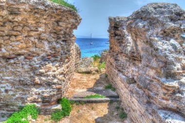 Tharros antik kalıntılar