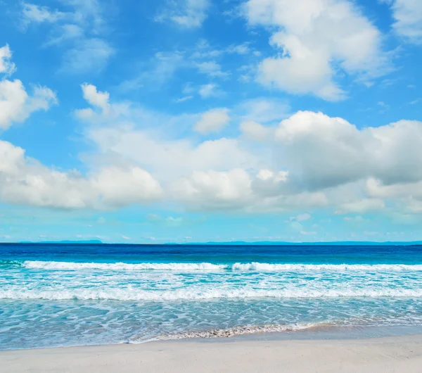 Azul mar y cielo en Stintino — Foto de Stock