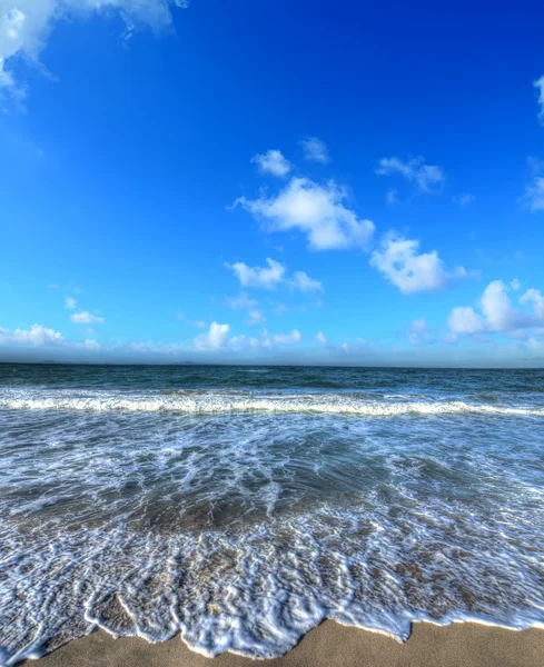 Wellen am Strand von Sardinen — Stockfoto