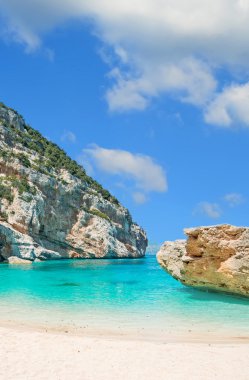 cala mariolu bulutlarda