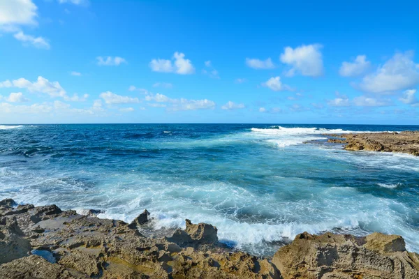 Costa rocosa en Argentiera — Foto de Stock