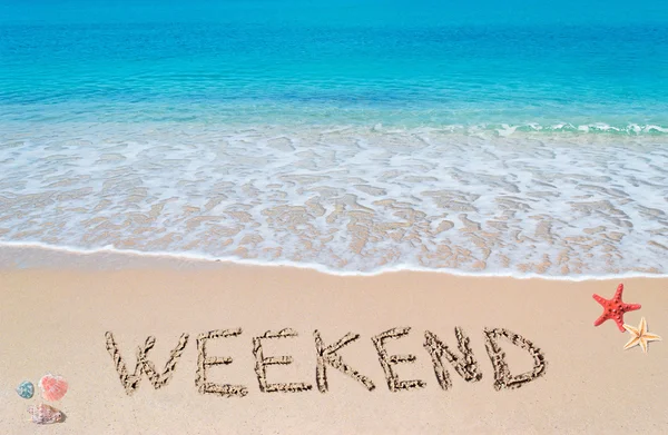 Weekend su una spiaggia tropicale Foto Stock