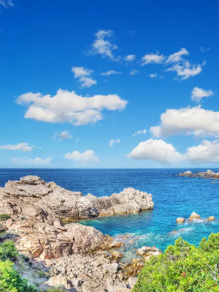 Costa Paradiso skaliste wybrzeża w hdr — Zdjęcie stockowe