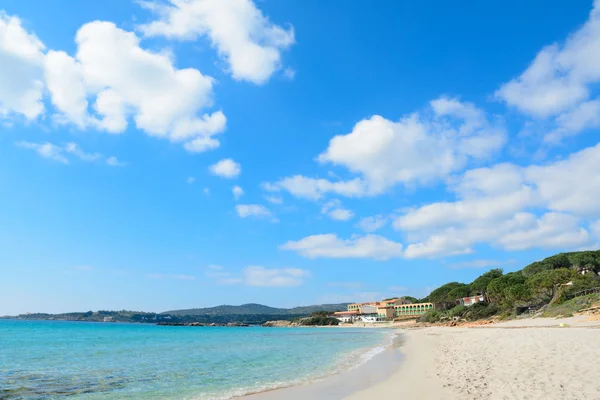 White clouds over Le Bombarde beach — Stock Photo, Image