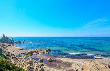 Rena Majore kayalık sahil