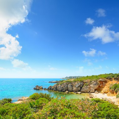 Alghero'da renkli plaj