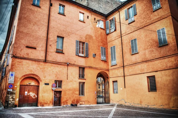 Orange building in Bologna — Stock Photo, Image