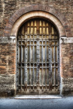 HDR duvar eski bir ana kapıdan