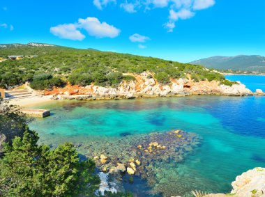 Cala Dragunara üzerinde bulutlar