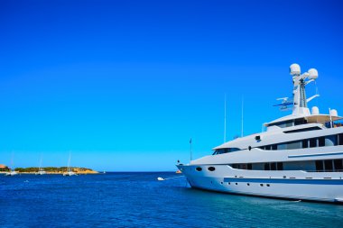 Porto Cervo Harbor lüks yat