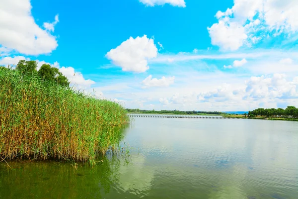 Kalik Lagune unter wolkenverhangenem Himmel — Stockfoto