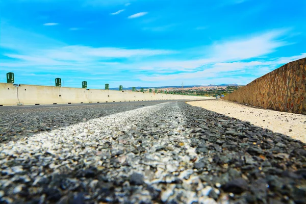 Yerden görülen yol — Stok fotoğraf