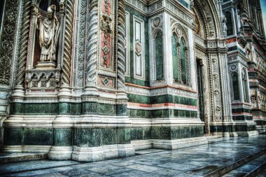 Santa Maria del Fiore facade in hdr