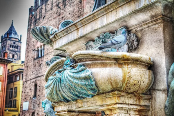 Primo piano di un dettaglio della fontana di Tritone a Bologna — Foto Stock