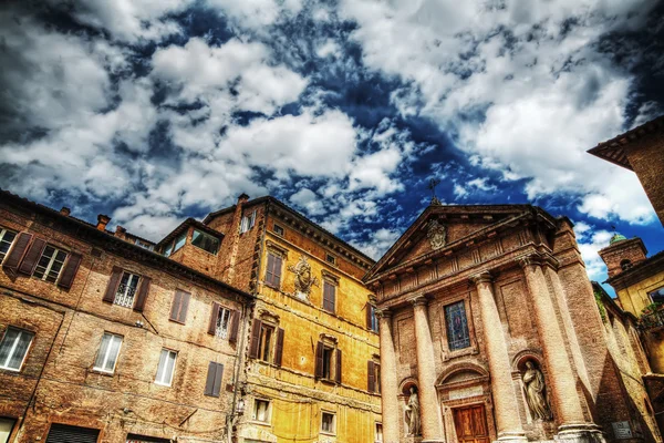 Iglesia de San Cristoforo en la plaza Tolomei —  Fotos de Stock