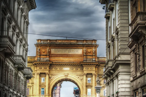Piazza della Repubblica in Florence — Stock Photo, Image