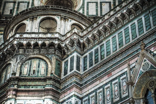 Floransa Santa Maria del Fiore cephe detay — Stok fotoğraf