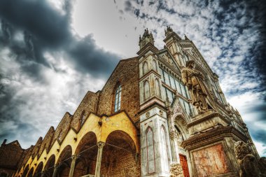 Santa Croce katedralde hdr sesi haritalama etkisi