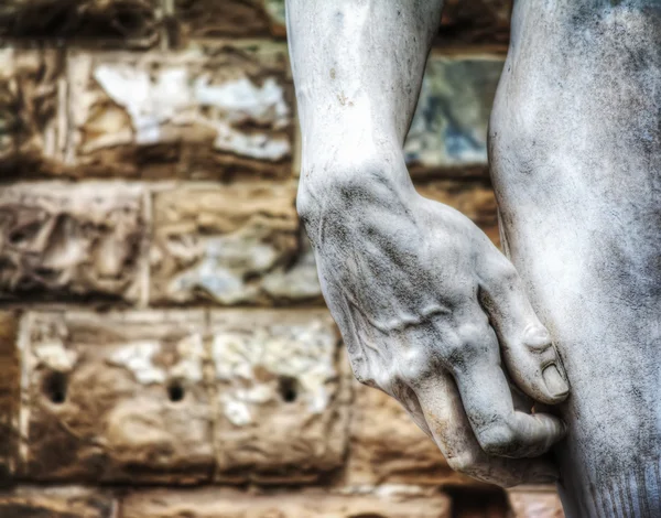 Primo piano della mano David di Michelangelo in hdr — Foto Stock