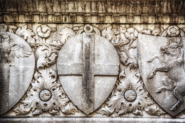 Detailní záběr nízký reliéf v Santa Croce — Stock fotografie