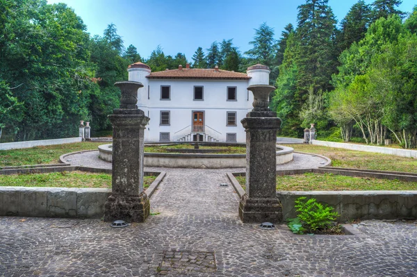 eski villa Sardunya geç 1800'lü yıllarda inşa