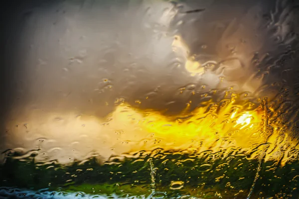 Egy esős napon nedves szélvédő — Stock Fotó
