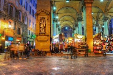 Piazza di Mercato Nuovo Floransa