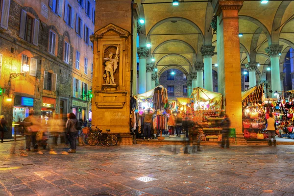 Piazza di Mercato Nuovo во Флоренции — стоковое фото