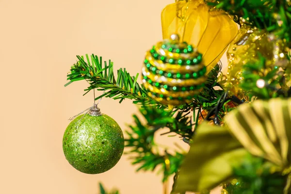 Kerstboom dicht omhoog — Stockfoto