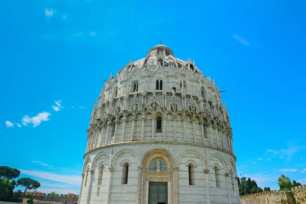 San Giovanni baptistery in Pisa — Stock Photo, Image